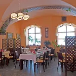 Hotel Mestsky Dorinka 3*