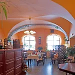 Mestsky Dorinka Hotel 3*