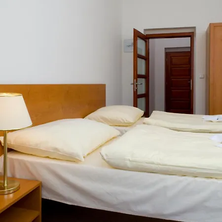 Hotel Mestsky Dorinka