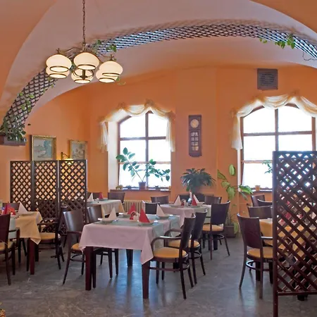 Hotel Městský Dorinka 3*