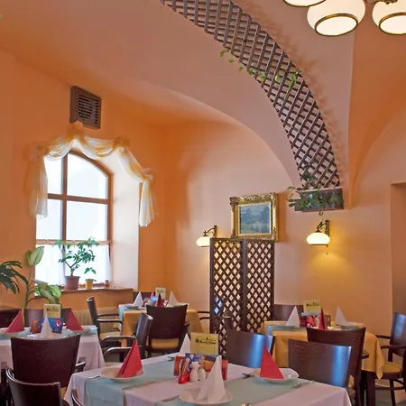 Městský Dorinka Hotel Hostinné