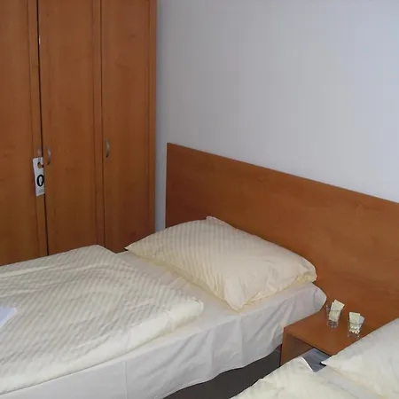 Mestsky Dorinka Hostinne (Hradec Kralove)