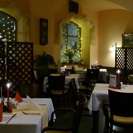 Mestsky Dorinka מלון 3*