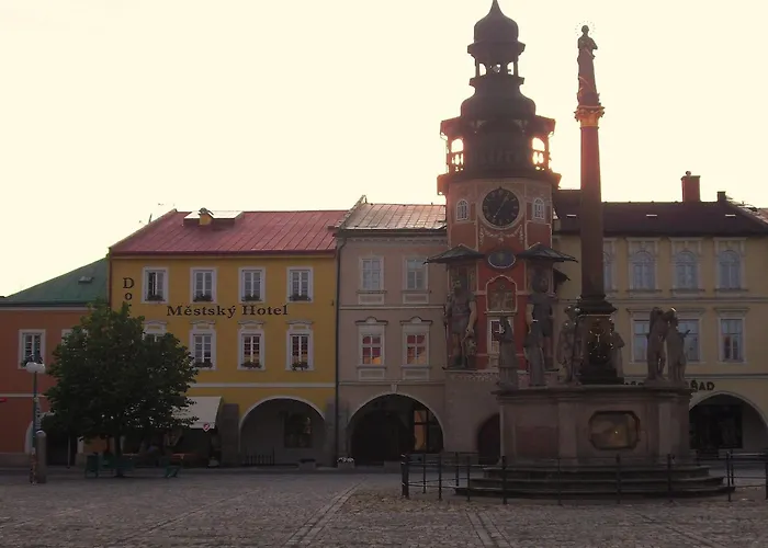 Městský Dorinka Hotel Hostinné